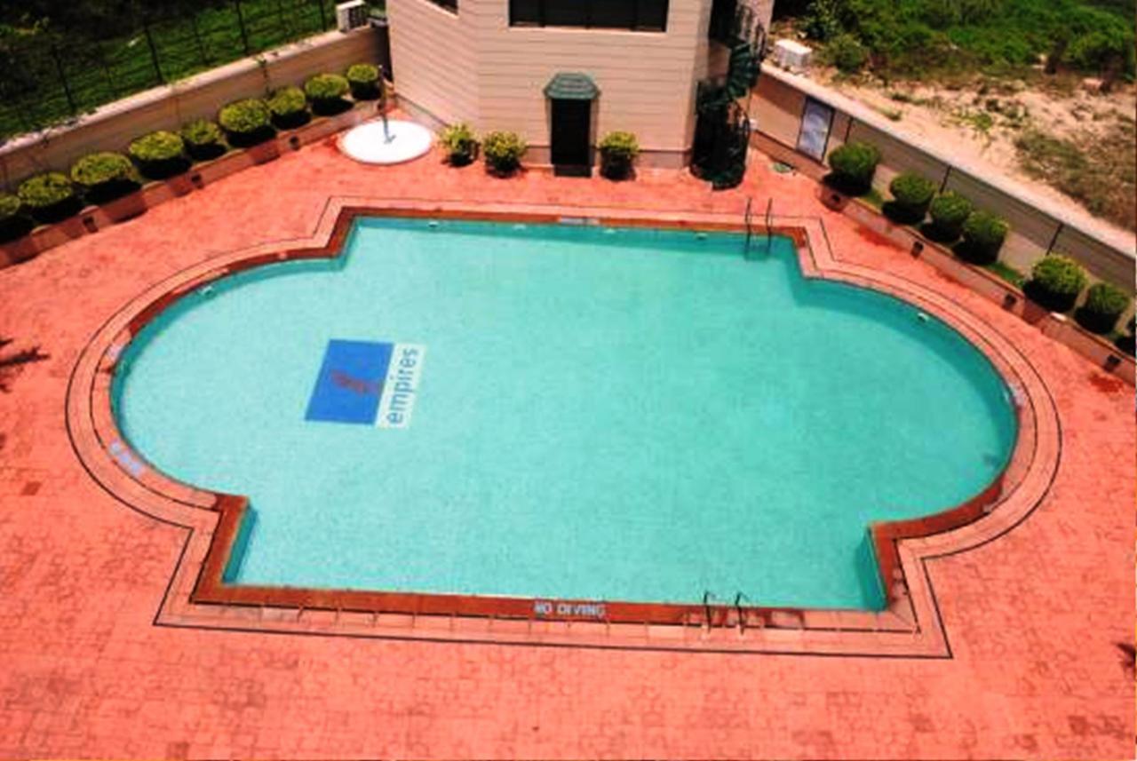 Empires Hotel Paradip Garh Экстерьер фото